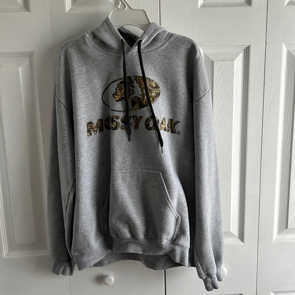 Mossy Oak Sweatshirt